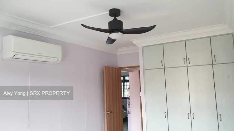 Jurong West Street 61 thumbnail photo